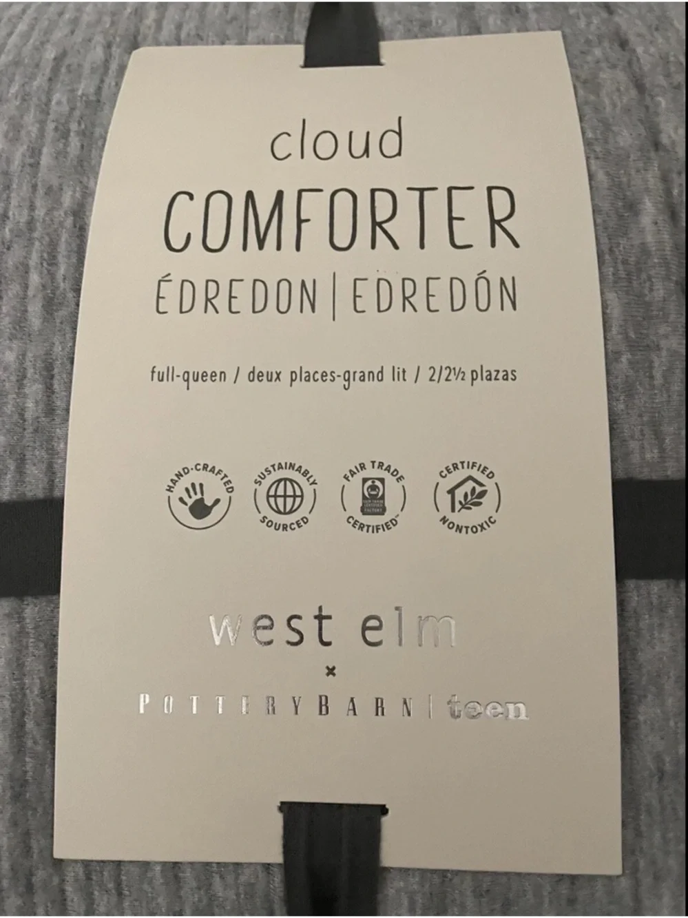 NWT West Elm PB Teen Cloud F/Q Comforter & 2 STD Shams Set - Light Gray